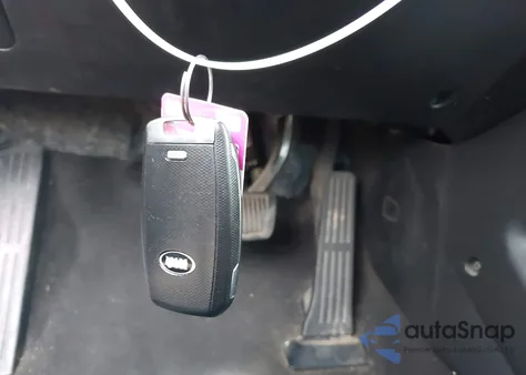 2016 Kia Forte Koup Ex z USA, uszkodzony, nr VIN KNAFX6A81G5604437